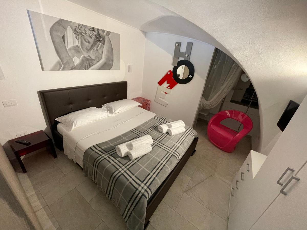 Loft “Cinema Galleria” Apartamento Bari Exterior foto